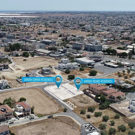 Garden Corner Residence