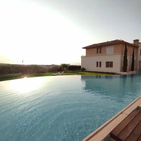 Lighthouse Apartment