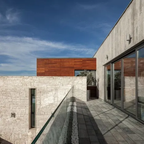 Pearl Sea Caves Villas