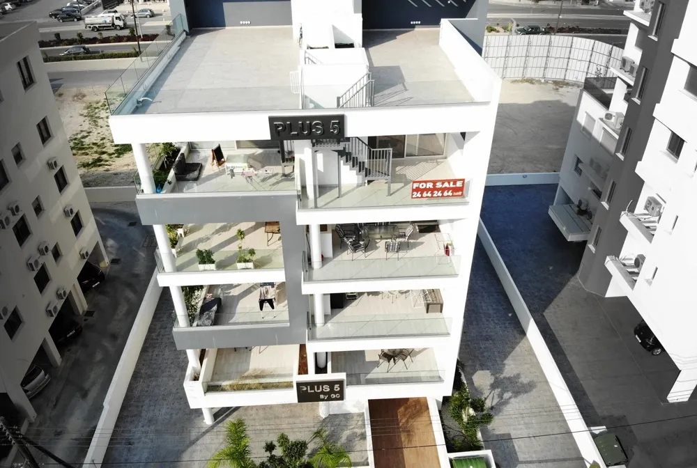 Plus 5 Residence
