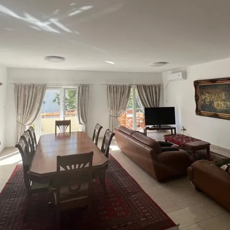 Deana Beach Apartments