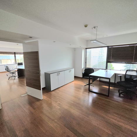 Office in Limassol / Molos