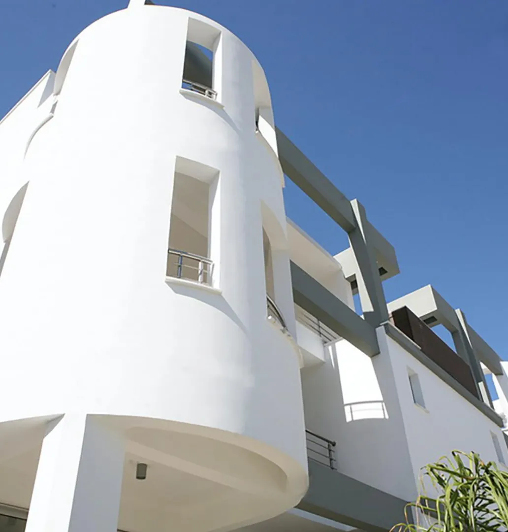 Zavos Park Residence