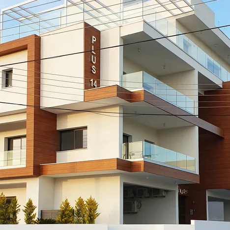 Plus 14 Columbia Residence