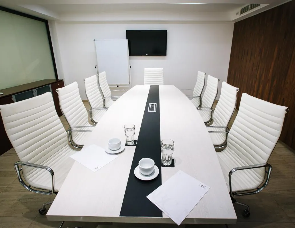 Doms Business Center