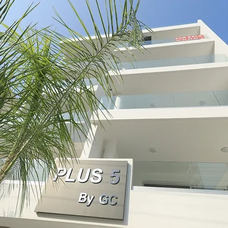 Plus 5 Residence