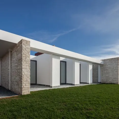 Pearl Sea Caves Villas