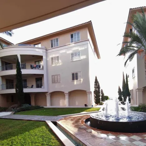 Lighthouse Apartment