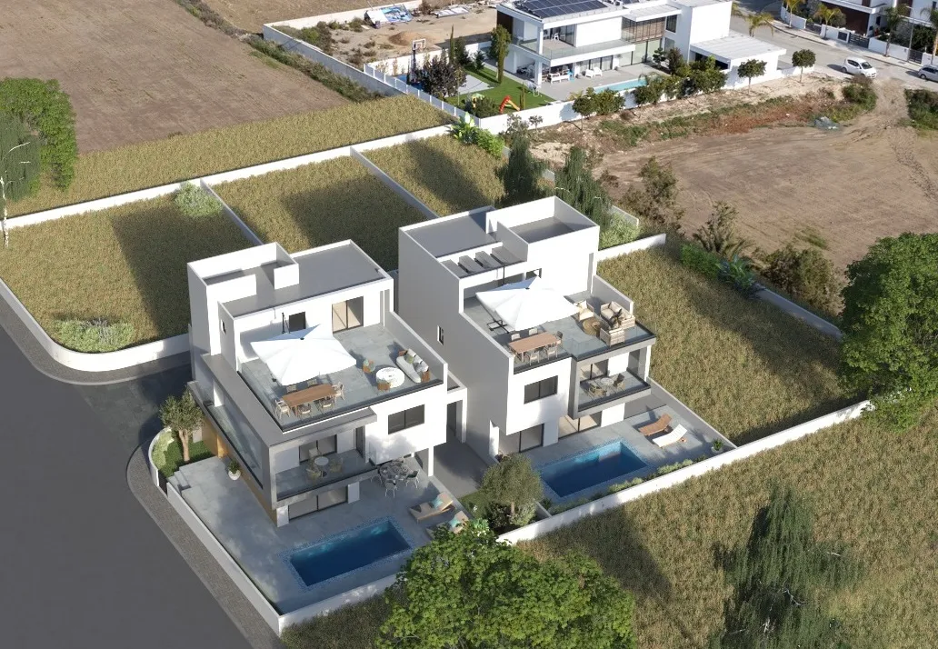 2 Villas in Livadia