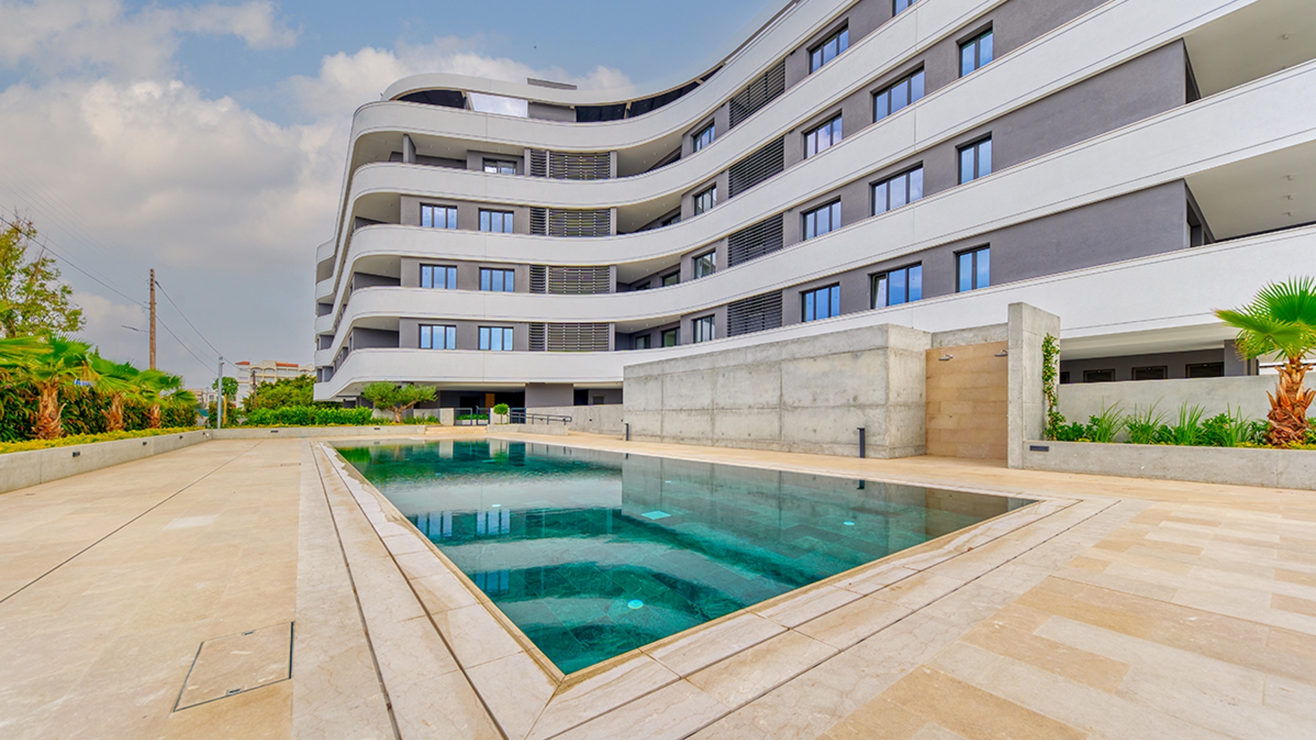 Luxury apartment for rent in a luxury residential complex in Potamos Germasogeia, Limassol - Photo 1