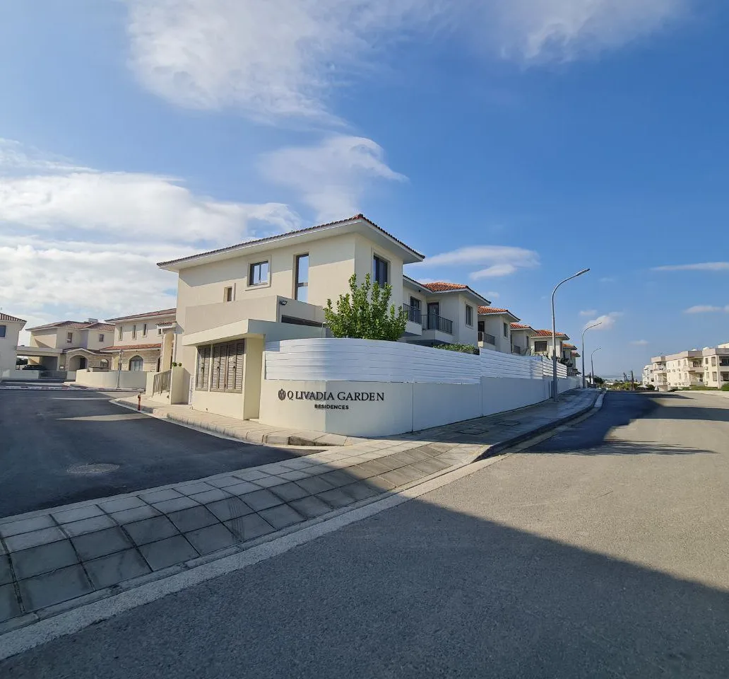 Q Livadia Gardens