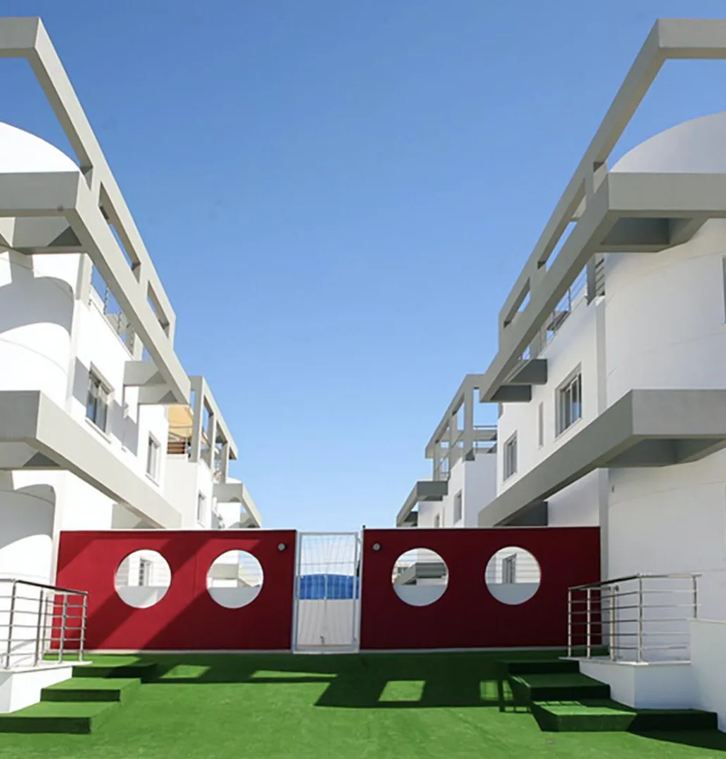 Zavos Park Residence