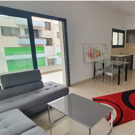 Plus 14 Columbia Residence