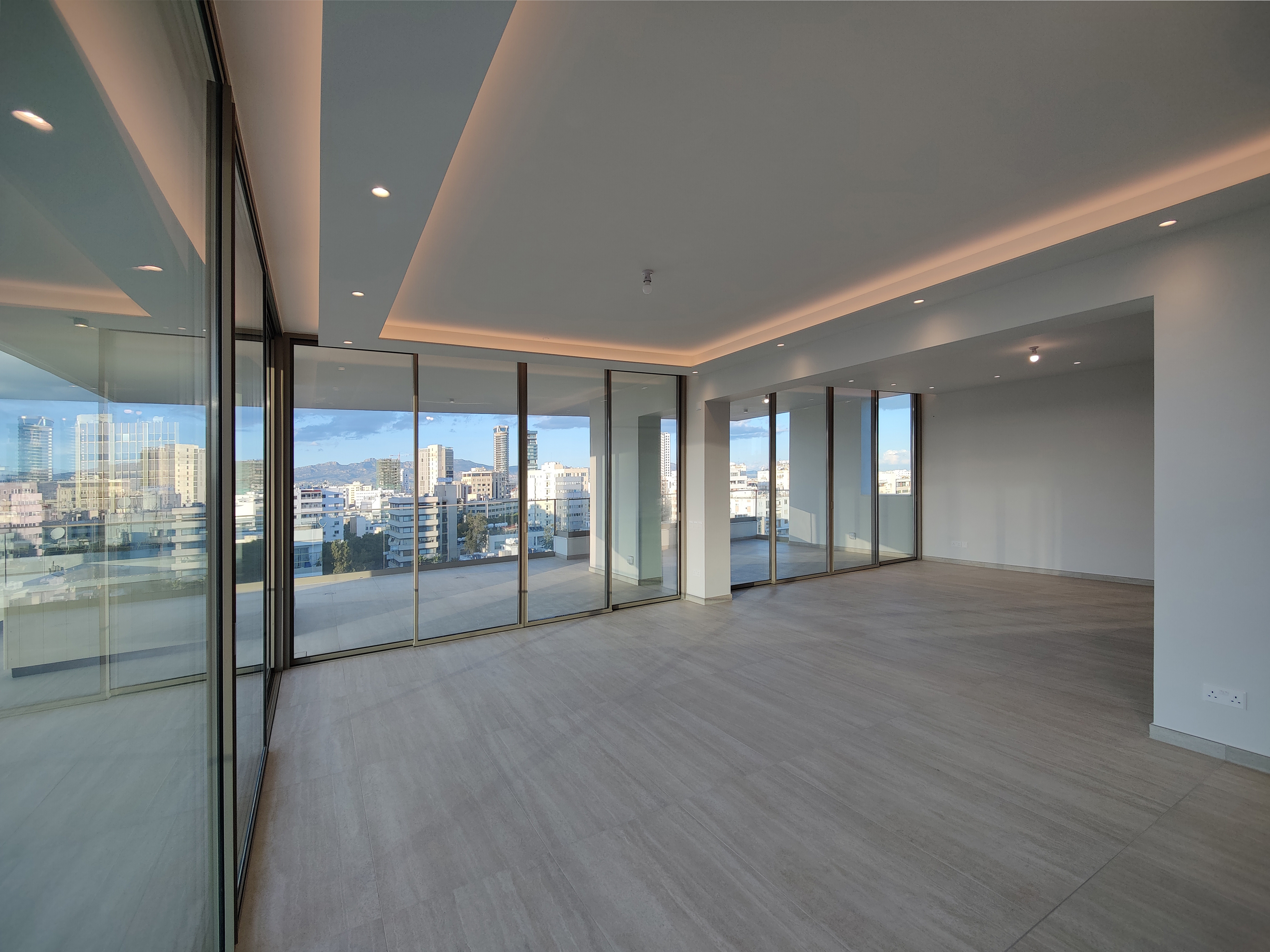 New 3-bedroom penthouse in Nicosia / Agioi Omologites - Image 1