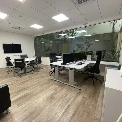 Doms Business Center