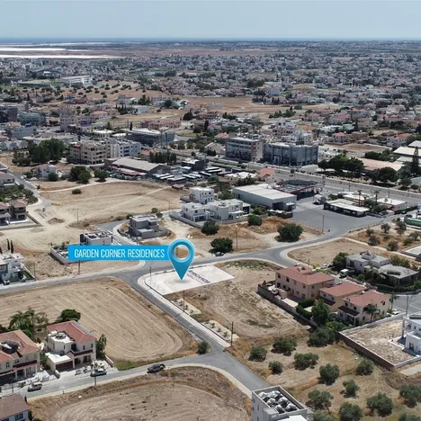 Garden Corner Residence