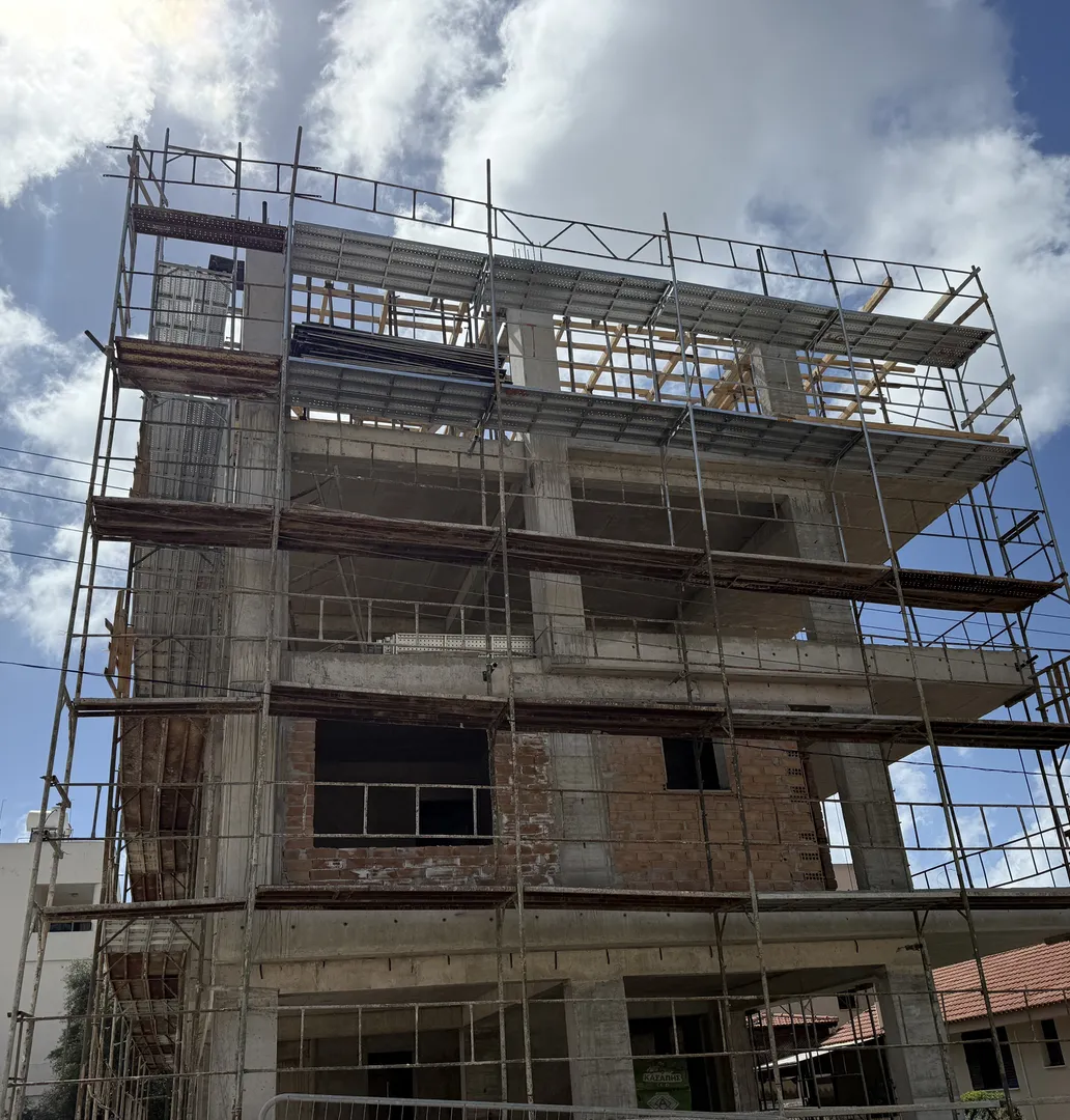 Paradise Gardens (QHD)