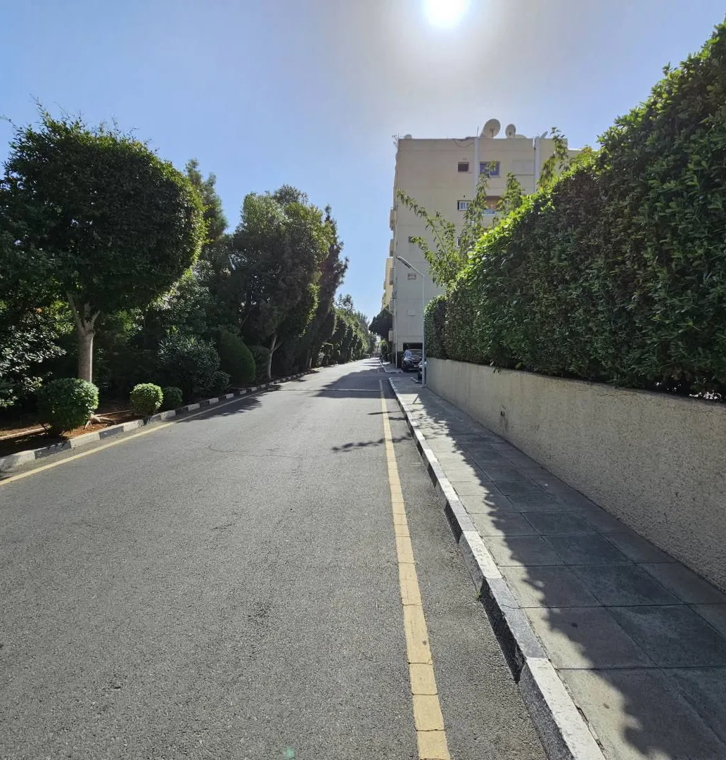 Deana Beach Apartments