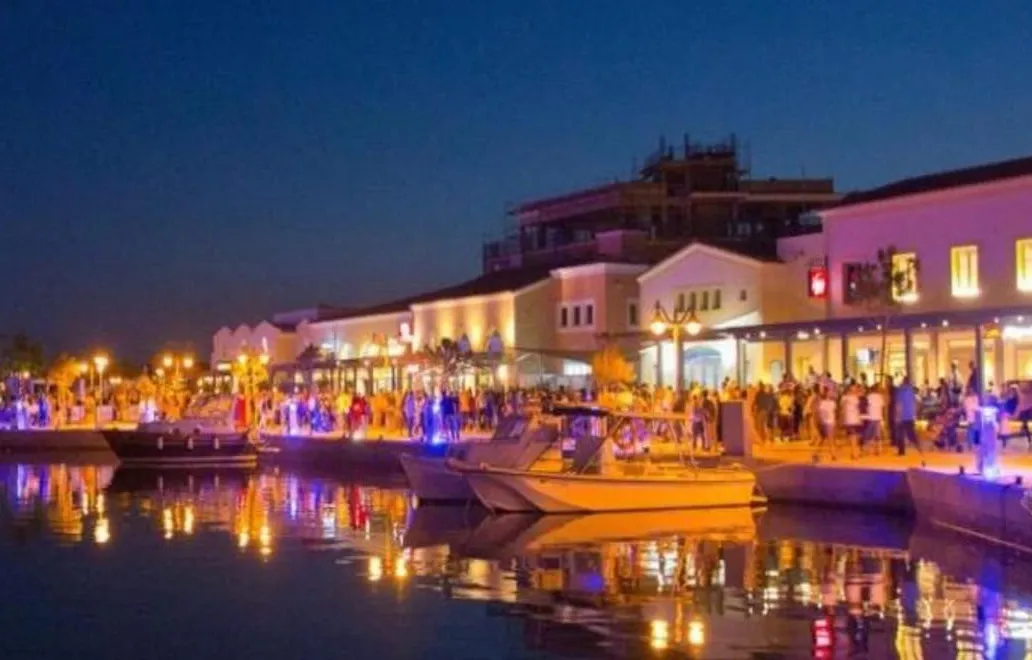 Crown Sea View Community