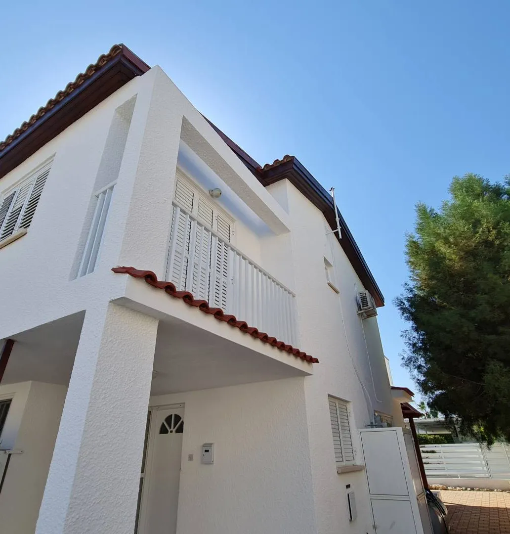 2-bedroom house in Larnaca / Pervolia