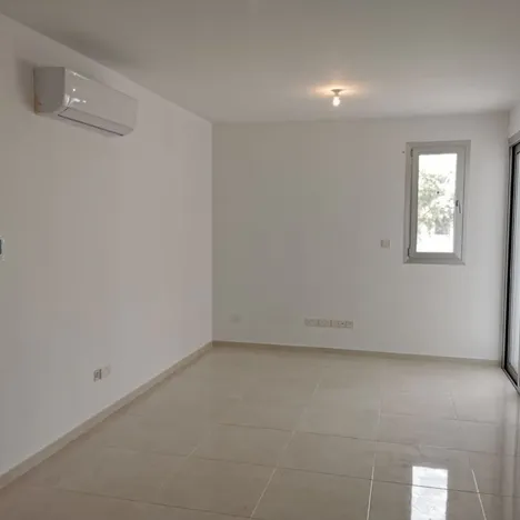 Plus 15 Tamara Gardens