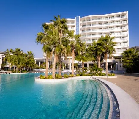 Radisson Beach Resort