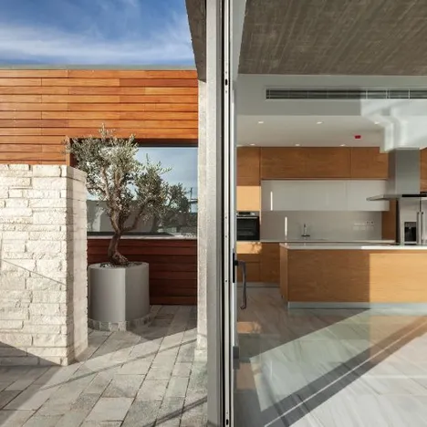 Pearl Sea Caves Villas