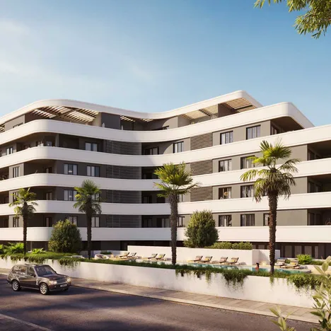 Eden Roc Residence B