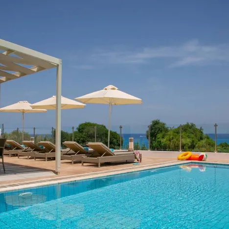 Althea Kalamies Luxury Villas