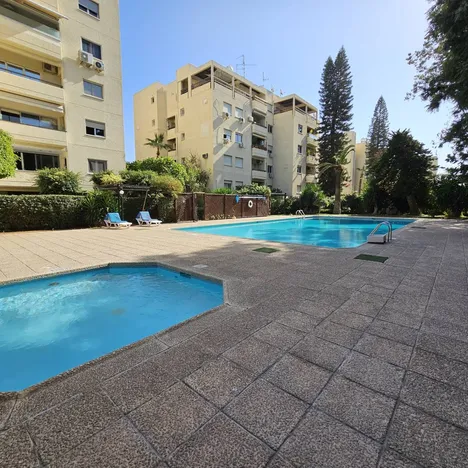 Deana Beach Apartments