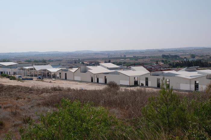 В деревне Коккинотримифья открывается новый торгово-развлекательный центр NEO PLAZA