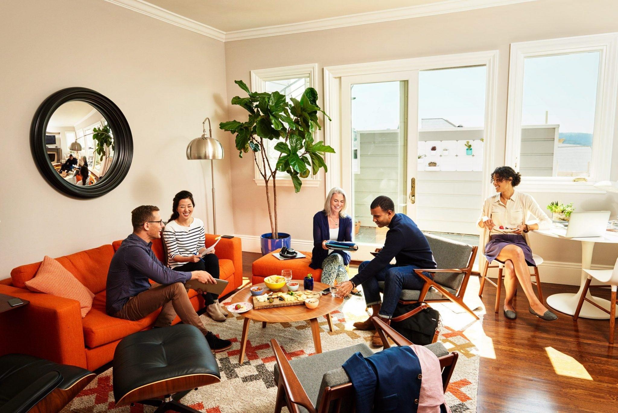 Больше никаких вечеринок: Airbnb обновил правила съема жилья