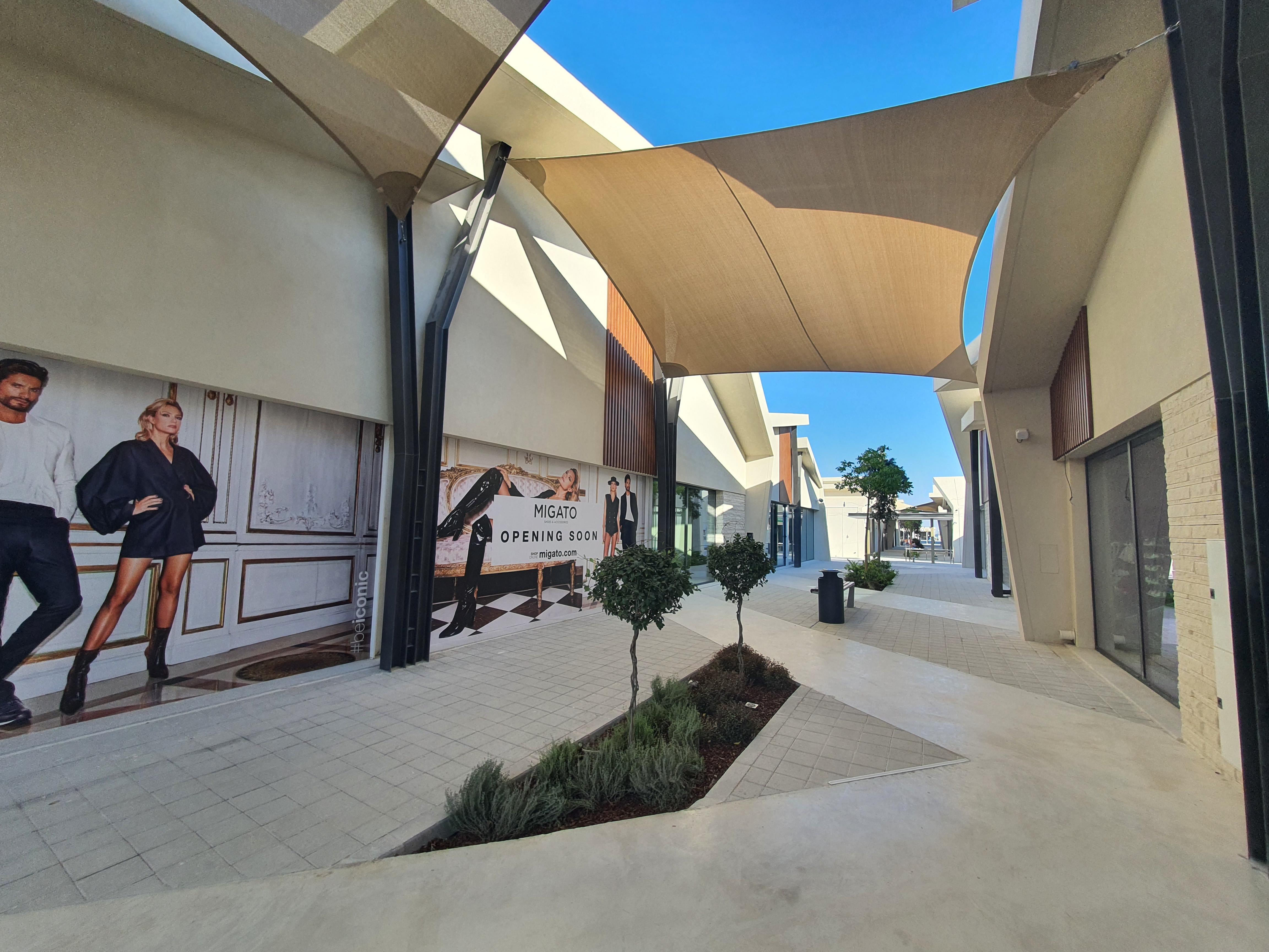 На Кипре открылась дисконтная деревня Neo Plaza