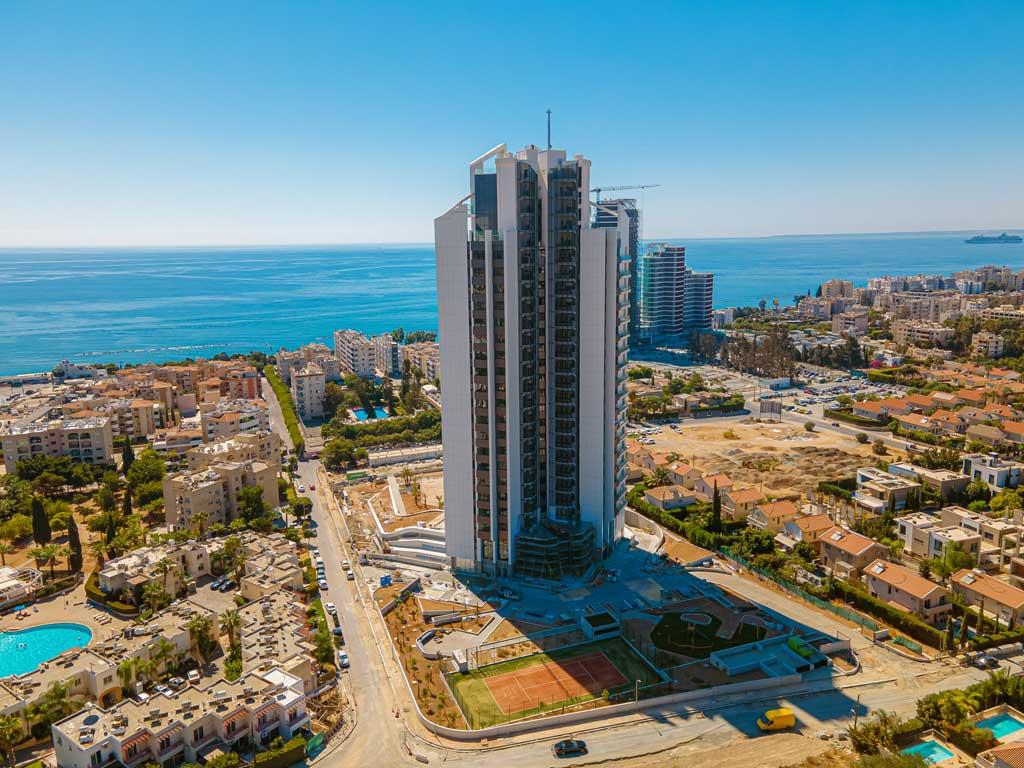 Строительство высотки Sky Tower в Лимассоле вышло на финишную прямую