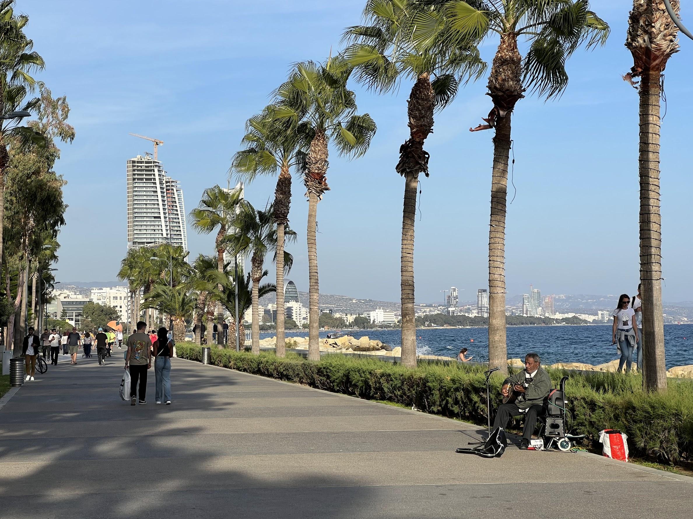 Еврокомиссия сделала последнее предупреждение Кипру