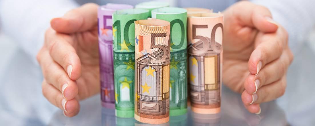 Сколько на Кипре зарабатывают местные жители и иностранцы?