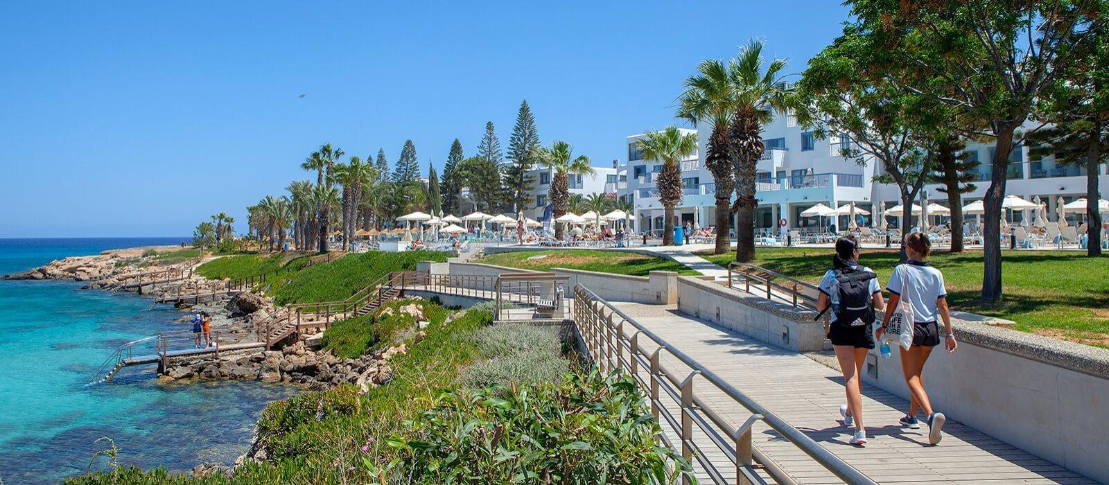 Кипрский Louis Nausicaa Beach — лучший семейный отель в мире