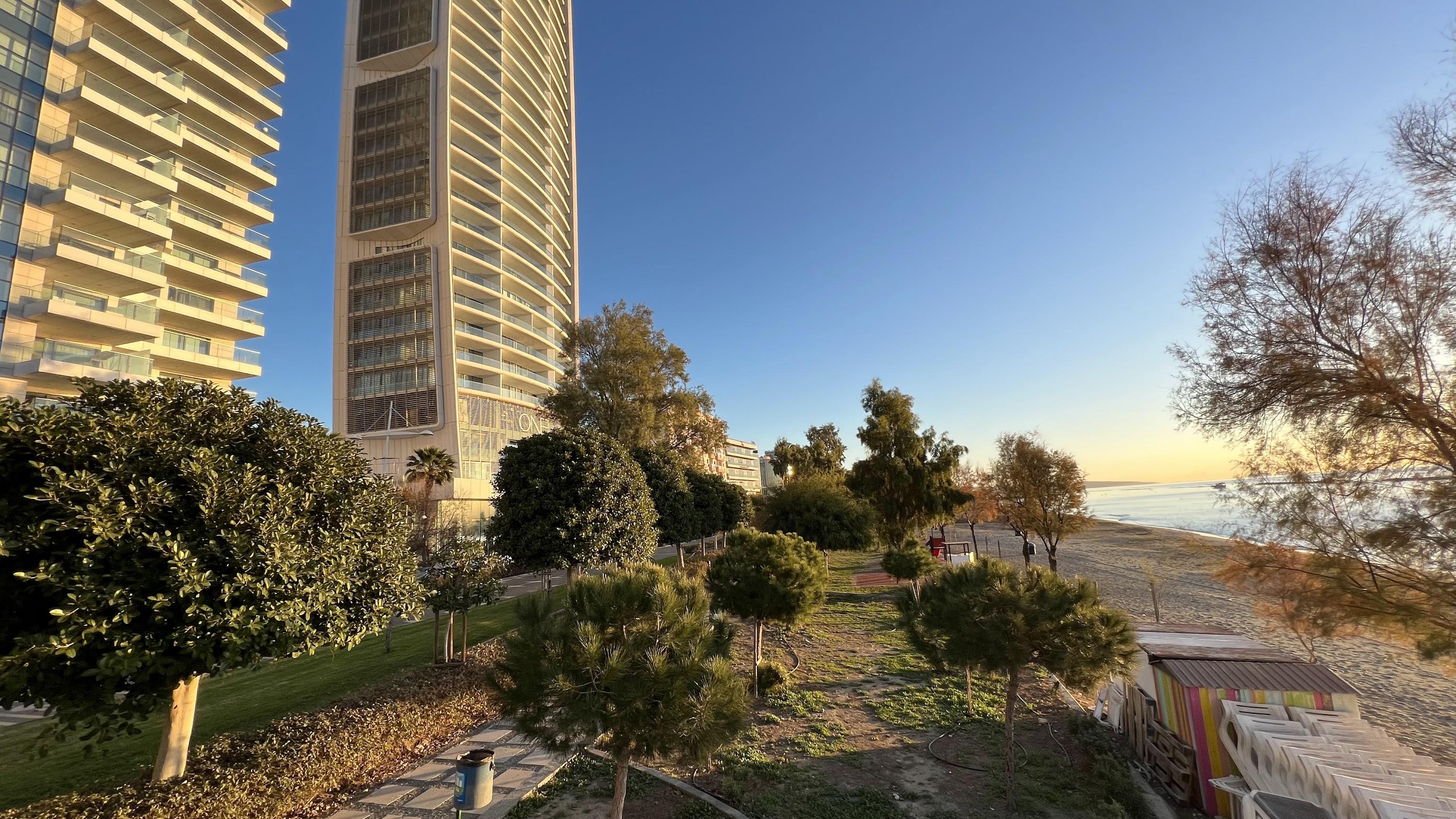 На Кипре хотят запретить строительство зданий в 100 м от побережья