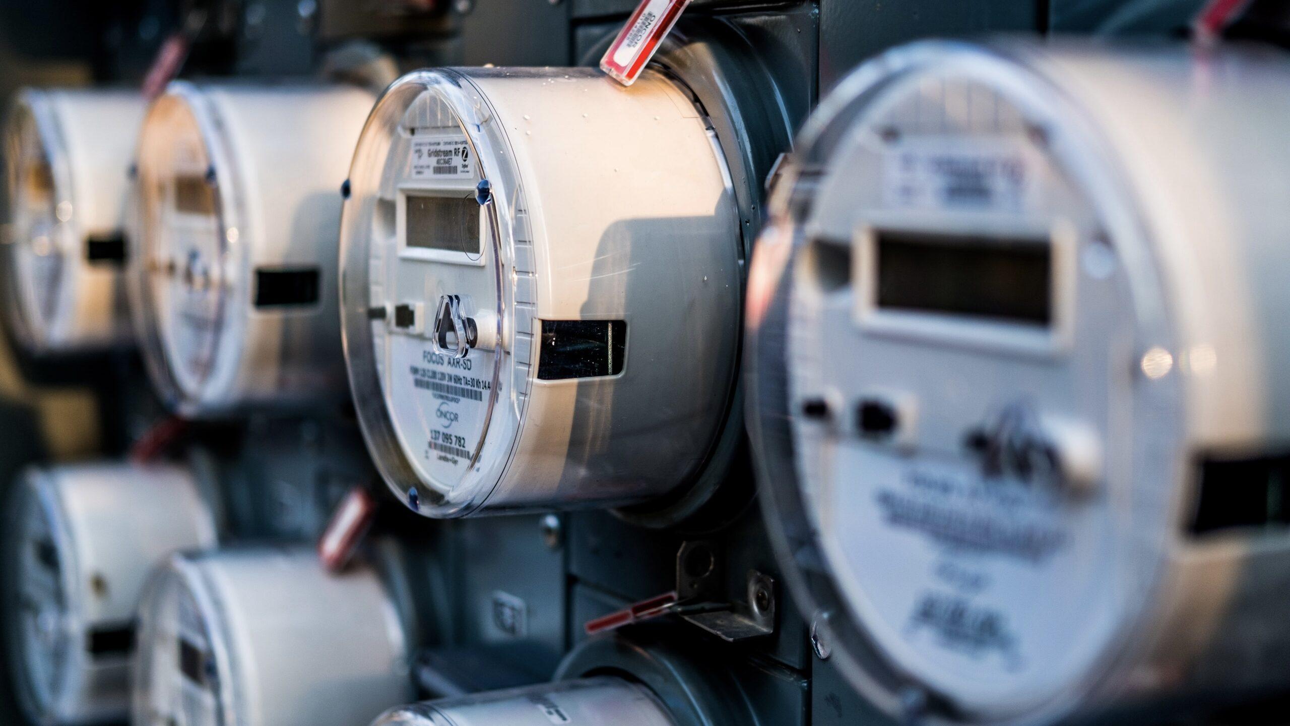 В домах на Кипре начали устанавливать «умные» счетчики расхода электроэнергии