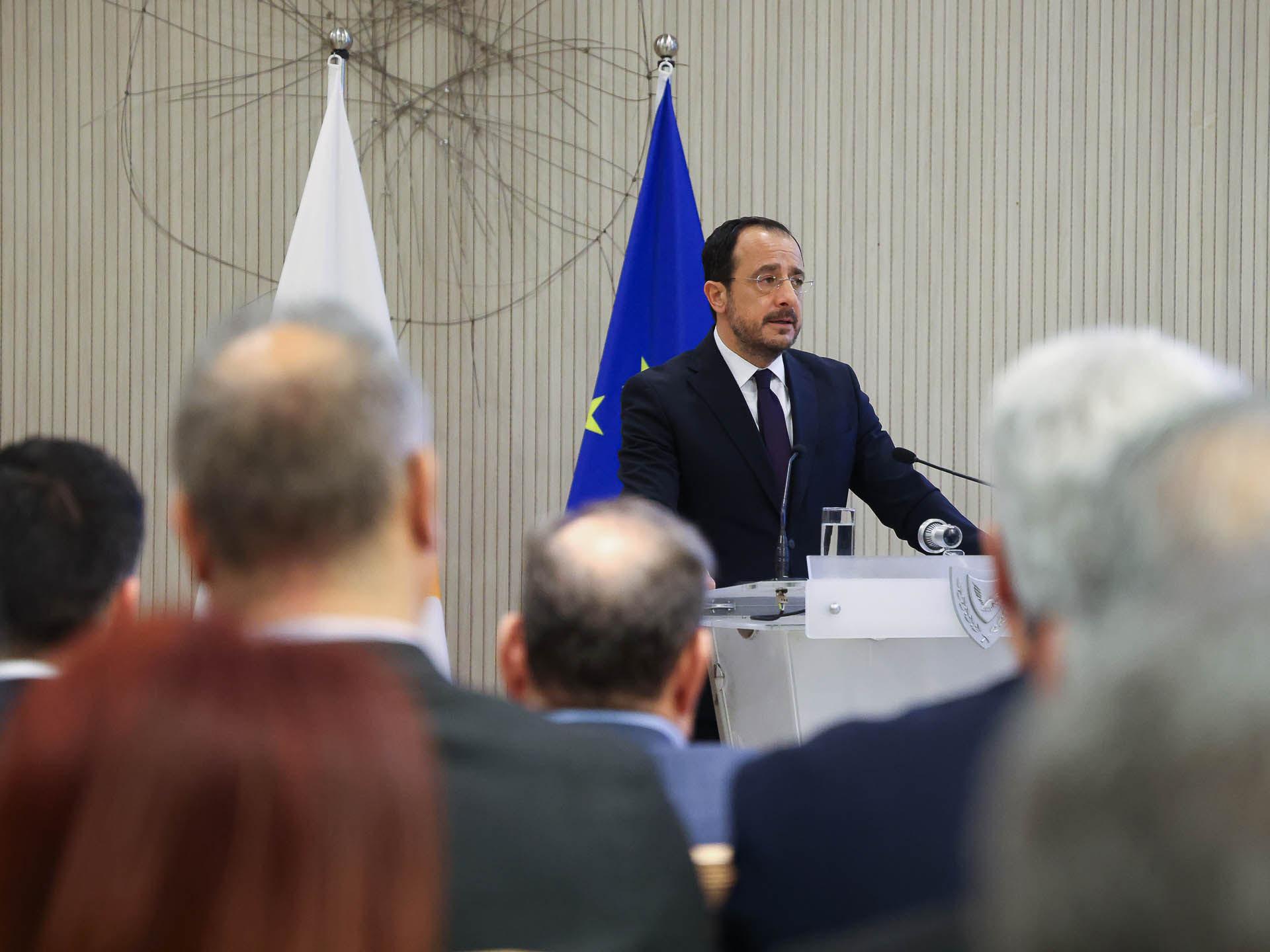 На Кипре хотят повысить максимальный порог необлагаемого дохода