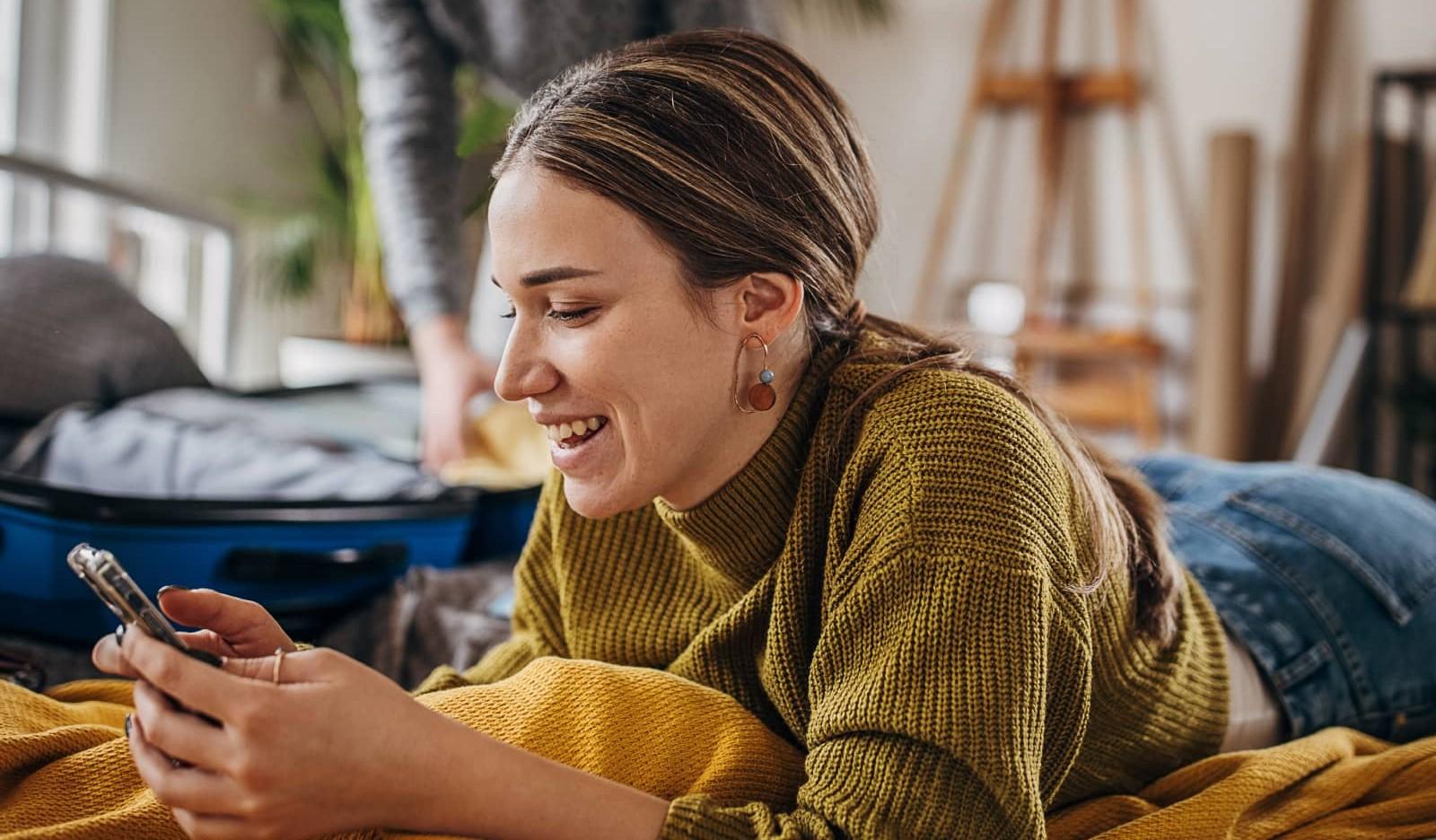 Кипр вошел в число стран ЕС, где молодежь дольше всего живёт с родителями
