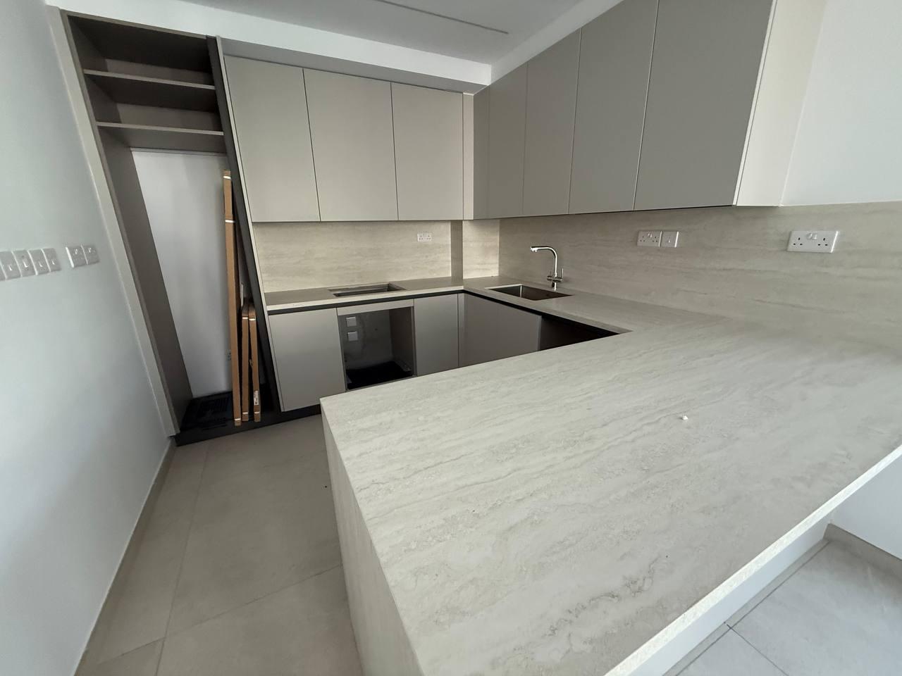 New 3-bedroom apartment in Nicosia / Engomi