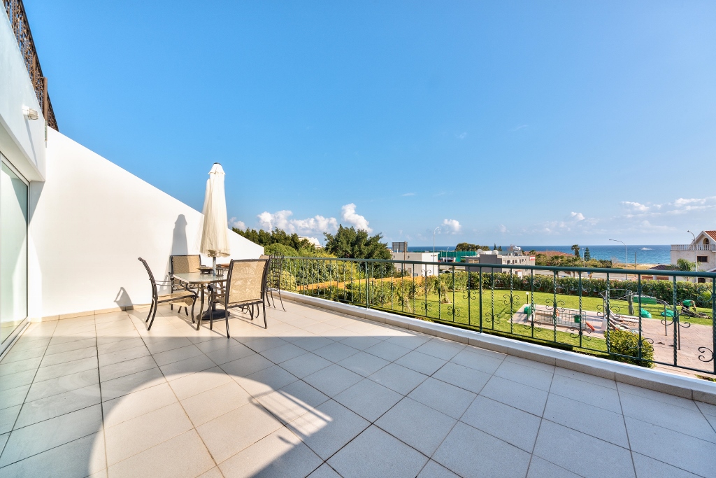 Amathusia Bayview