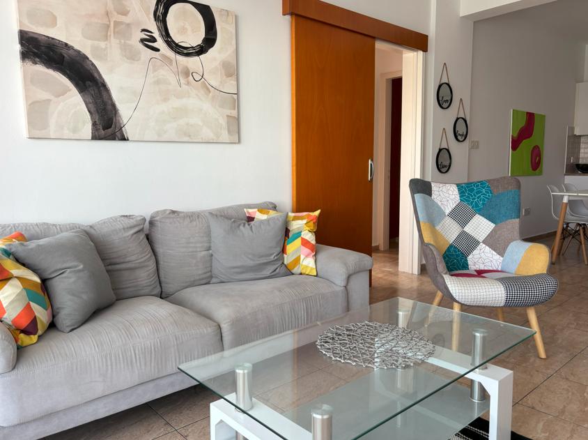 3-bedroom apartment in Paphos / Geroskipou