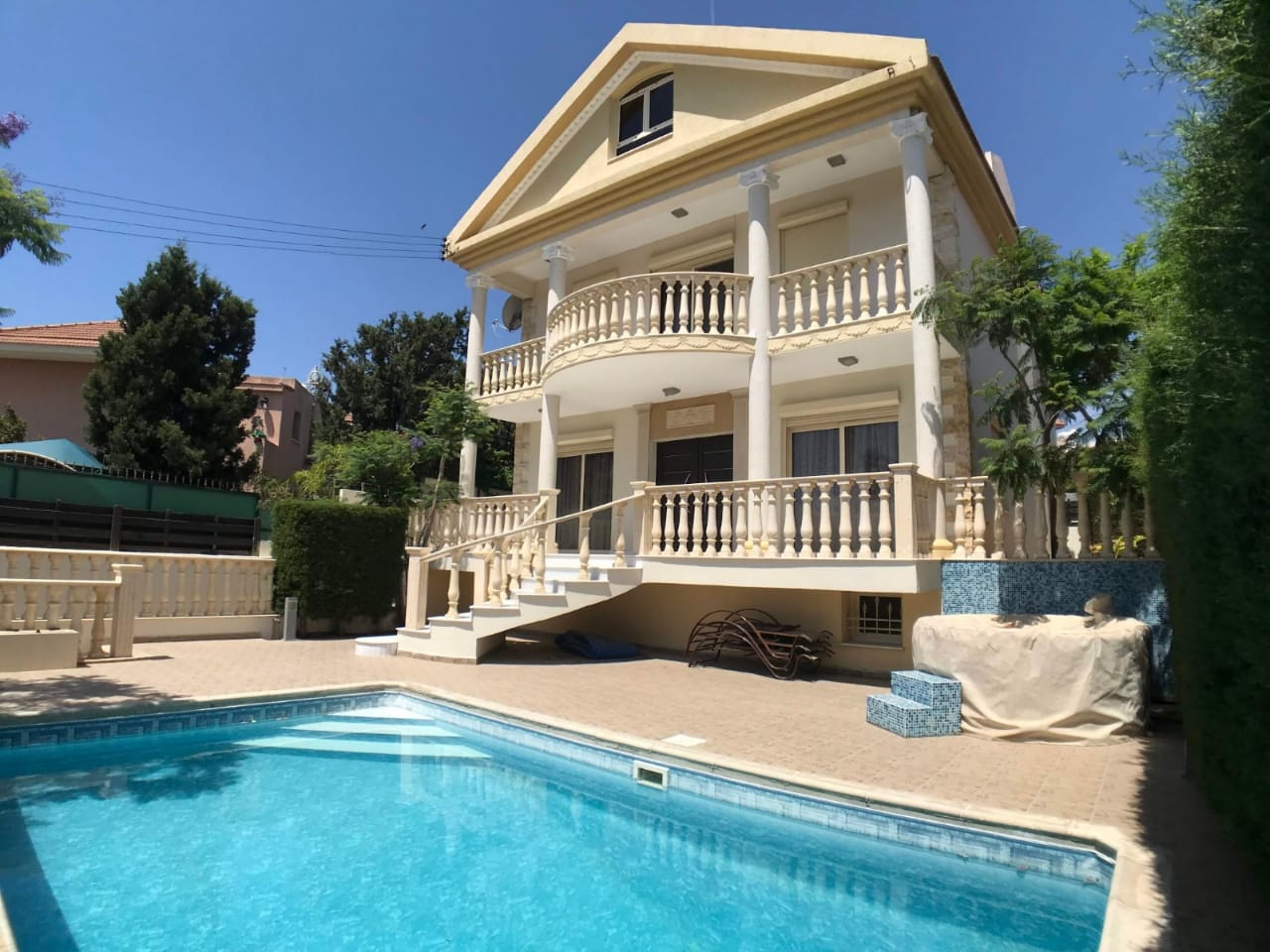 Marianthi Gardens