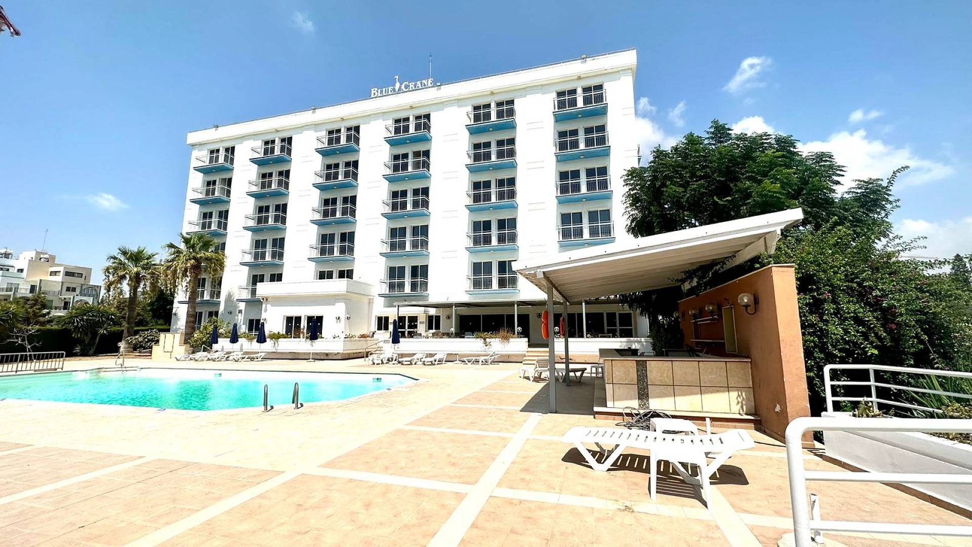 Blue Crane Hotel Apts