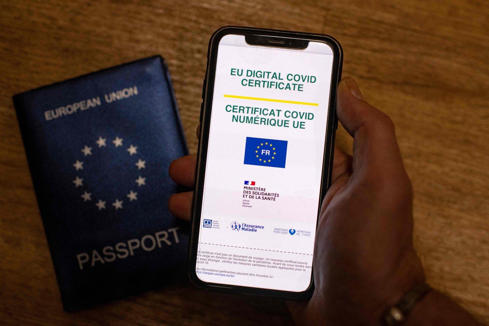 На Кипре начали действовать COVID-сертификаты