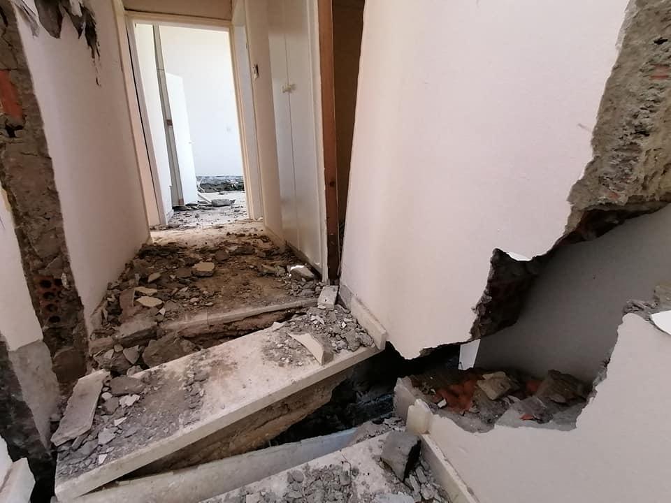 Жители Писсури призвали депутатов помочь собственникам домов, пострадавшим из-за оползней