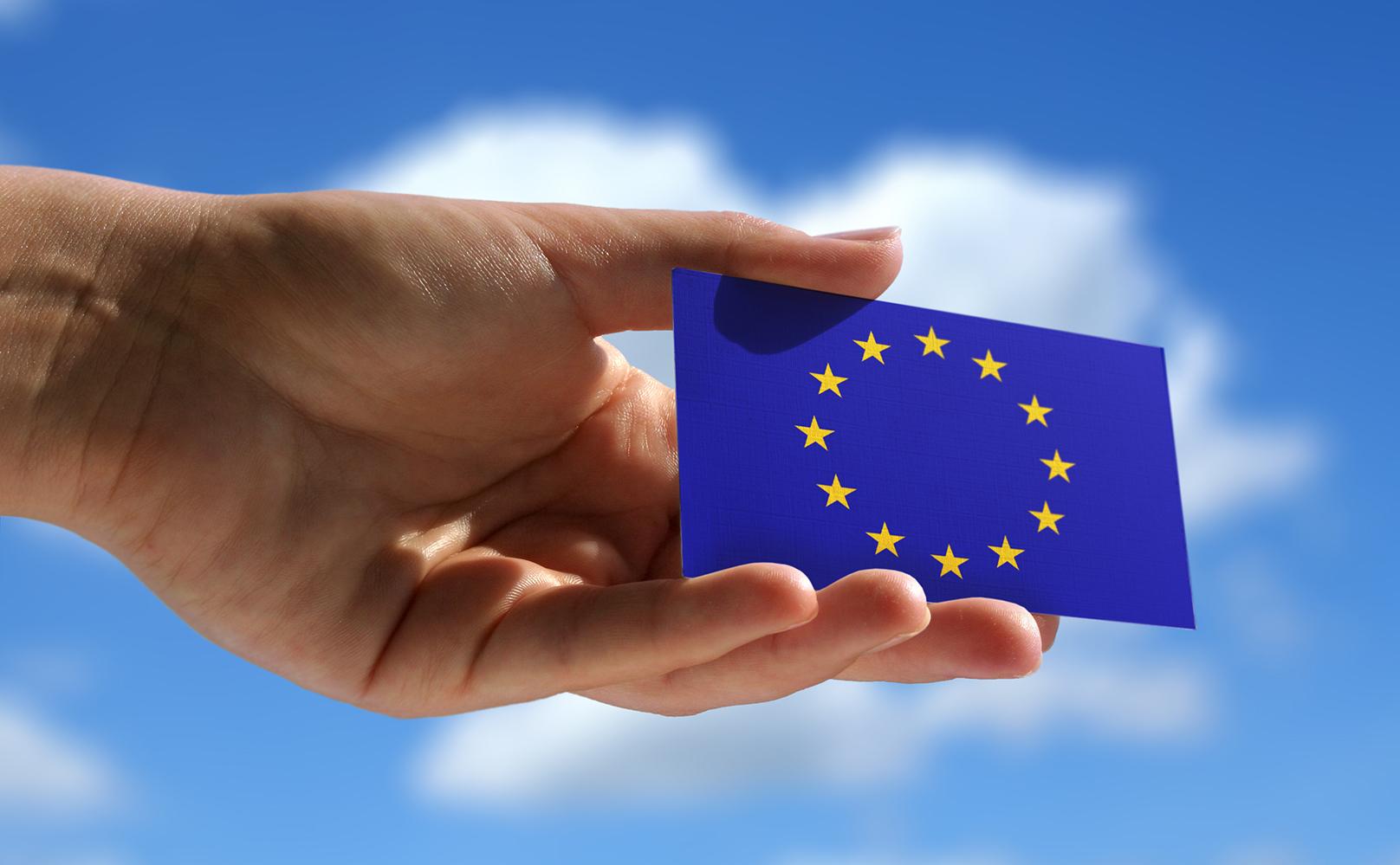 На Кипре активируют Blue Card и снизят минимальный порог заработной платы для сотрудников из третьих стран