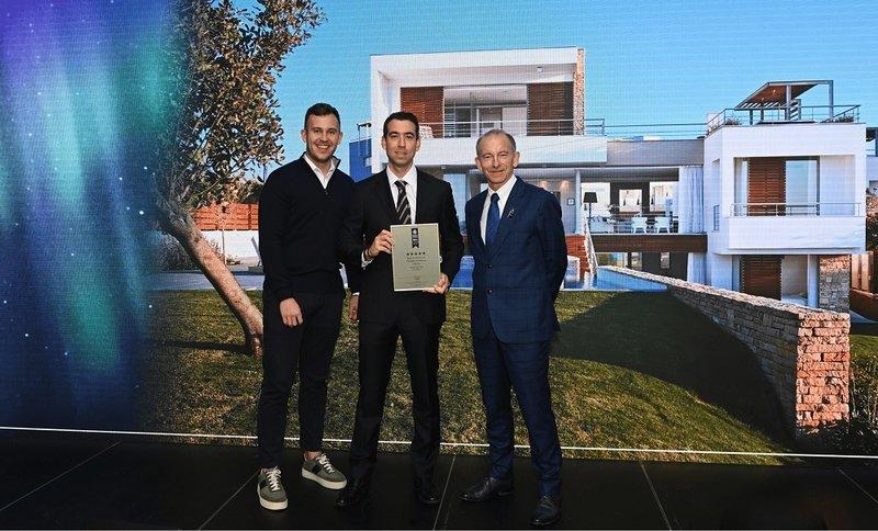 Жилой комплекс Akamas Bay Villas выиграл престижную премию The International Property Award